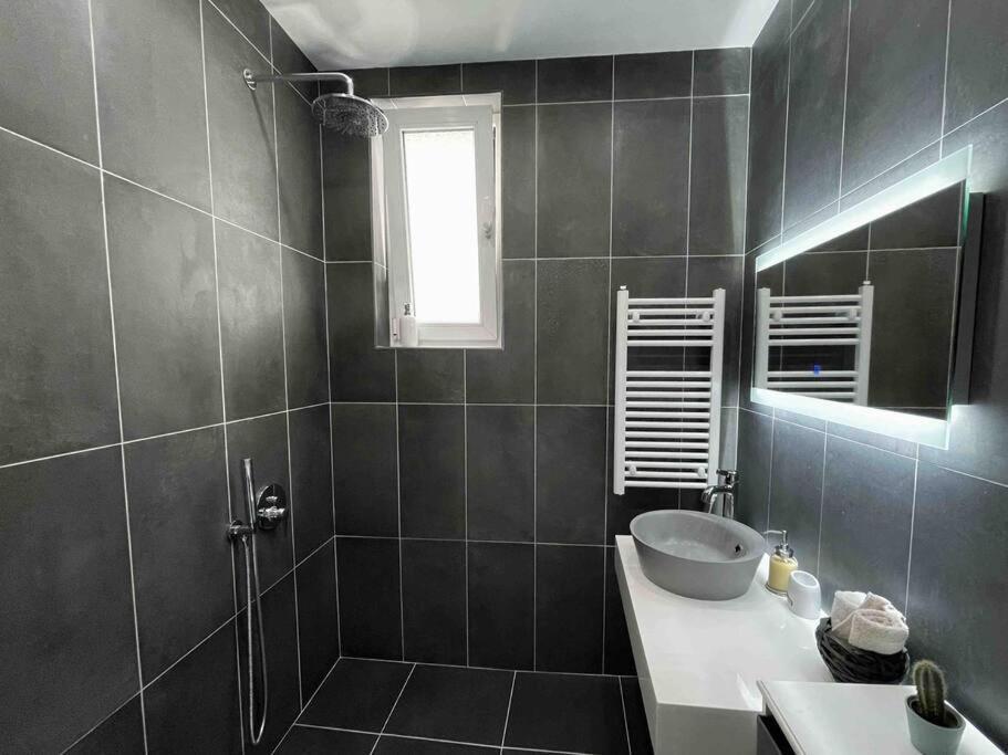 Cozy & Boho Top Center Apartment صوفيا المظهر الخارجي الصورة